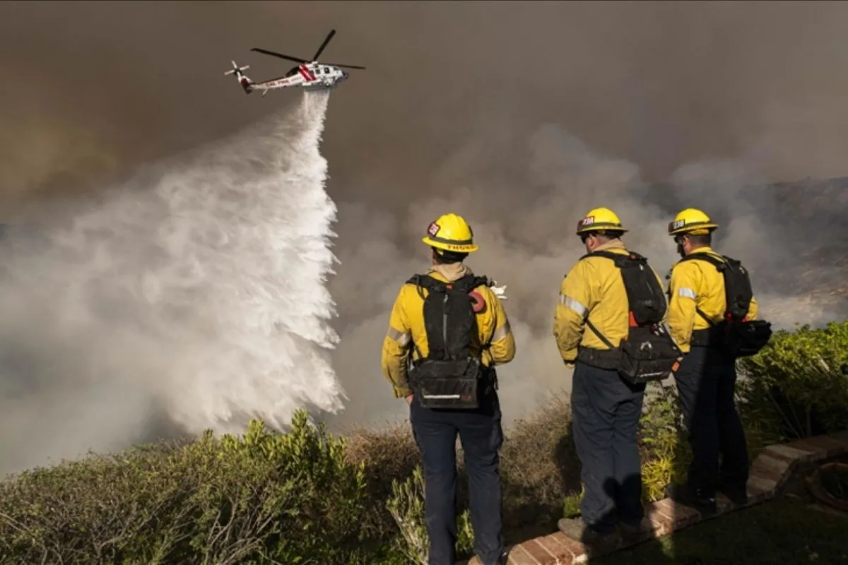 Washington (togoenlutte.org) - Kebakaran hutan yang menerjang wilayah Los Angeles County di California, AS, telah merenggut nyawa 25 orang hingga hari ke-8.