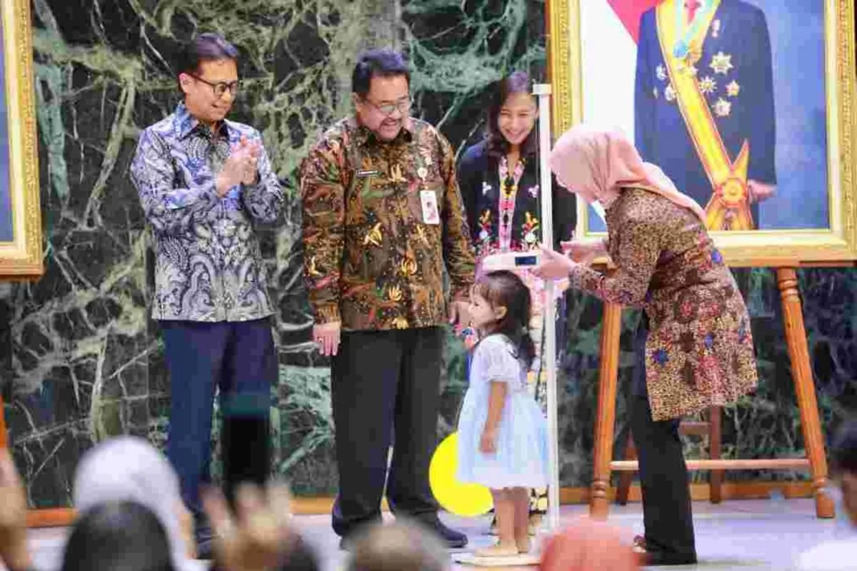 togoenlutte.org, Jakarta: Terdapat tiga faktor yang harus diperhatikan untuk menurunkan tren kebakaran hutan dan lahan (karhutla). Hal itu disampaikan Menteri Kehutanan (Menhut) Raja Juli Antoni dalam Jambore Karhutla 2025 di Riau, Jumat (25/4/2025). 